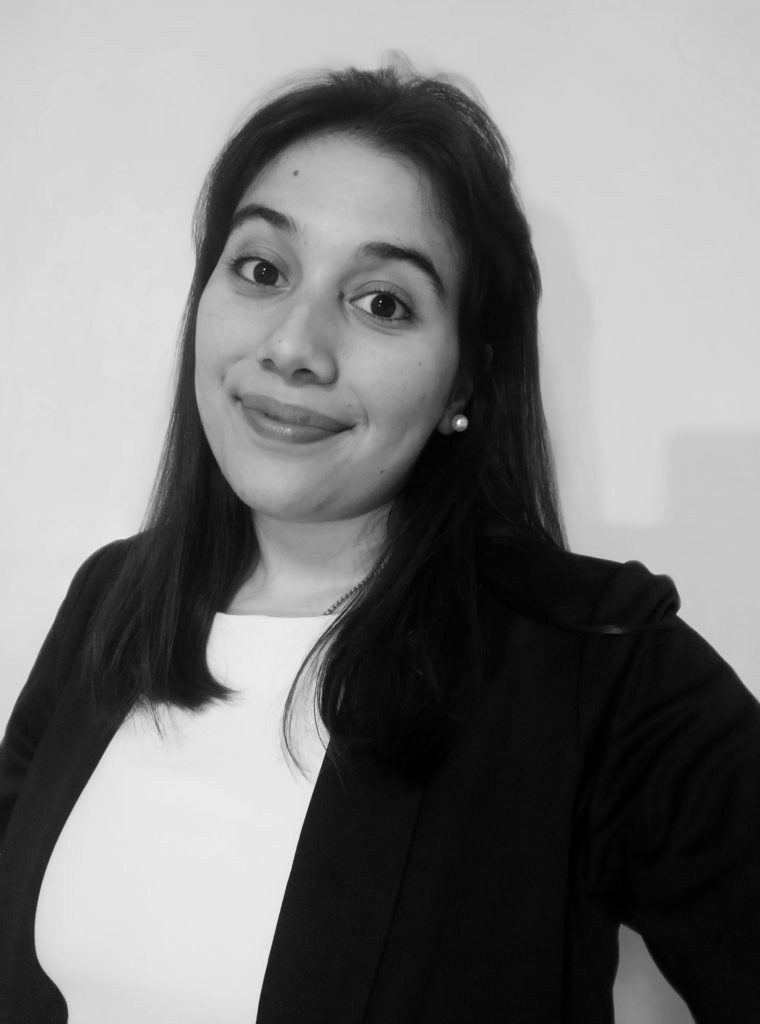Florencia es estudiante avanzada de derecho con orientación en Derecho Empresarial en la Facultad de Derecho de la Universidad de Buenas Aires. Obtuvo el título de Bachiller en Derecho en Septiembre de 2020.